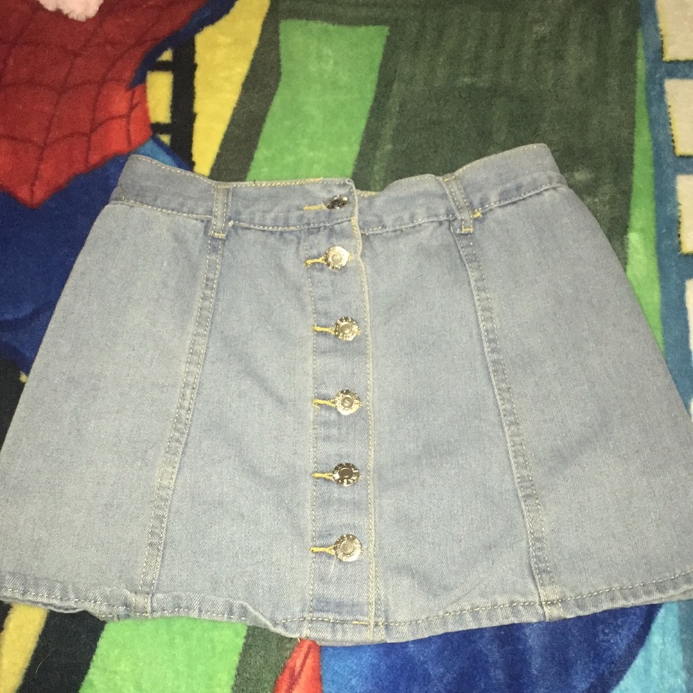 denim skirt
